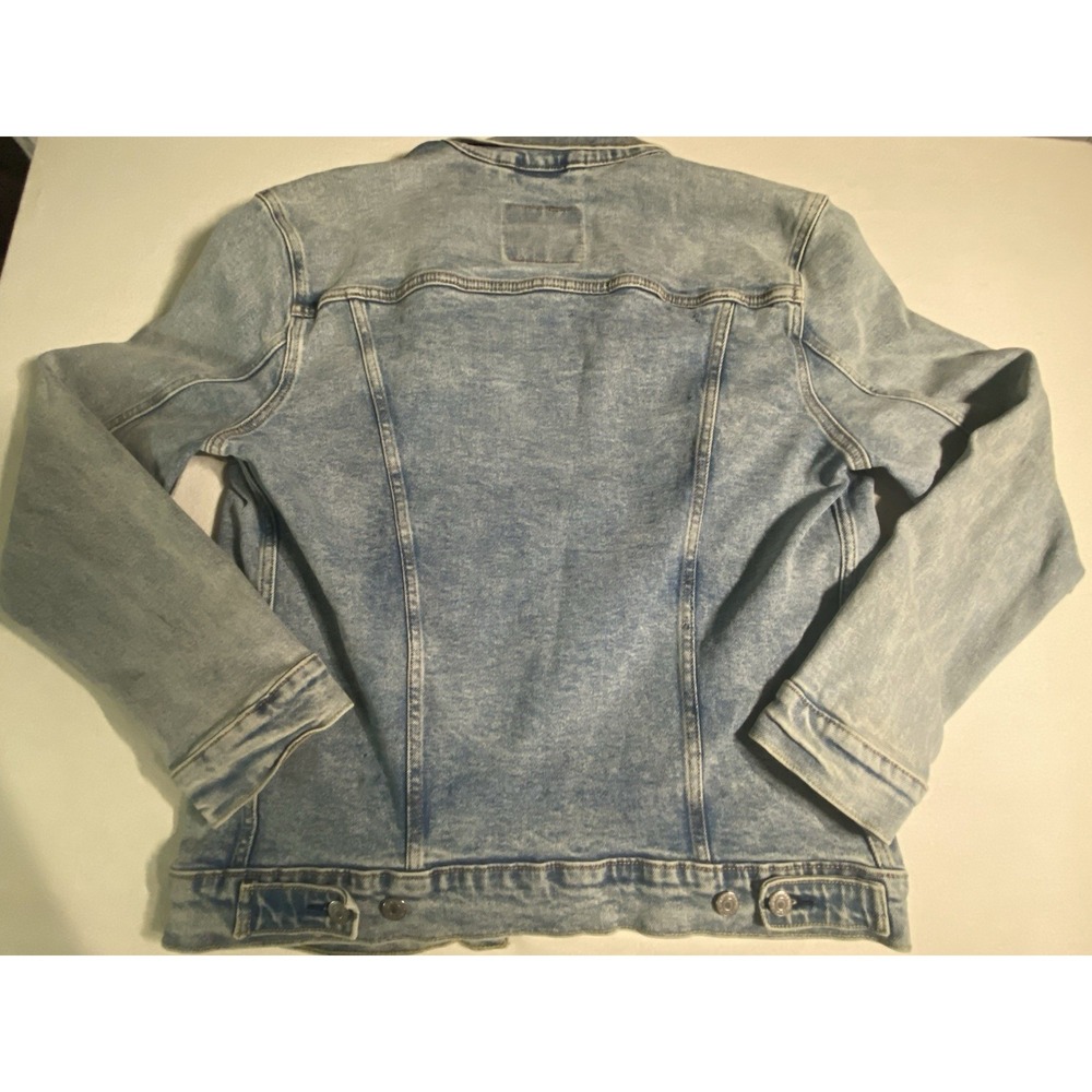 Levi's Denim Trucker Jacket Light Wash Vintage Style Mens Size L Red Tab Classic - Picture 8 of 8